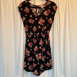 Floral Print Dress with Pockets
